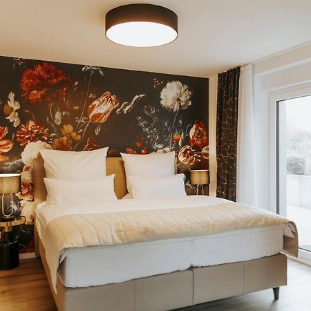 BlumenRaum - Ferienwohnung In Karlsruhe Esterno foto