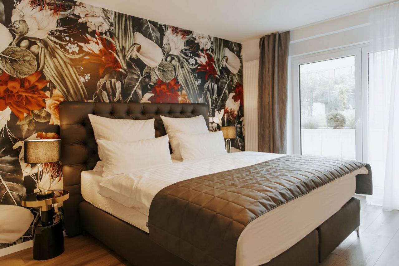 BlumenRaum - Ferienwohnung In Karlsruhe Esterno foto
